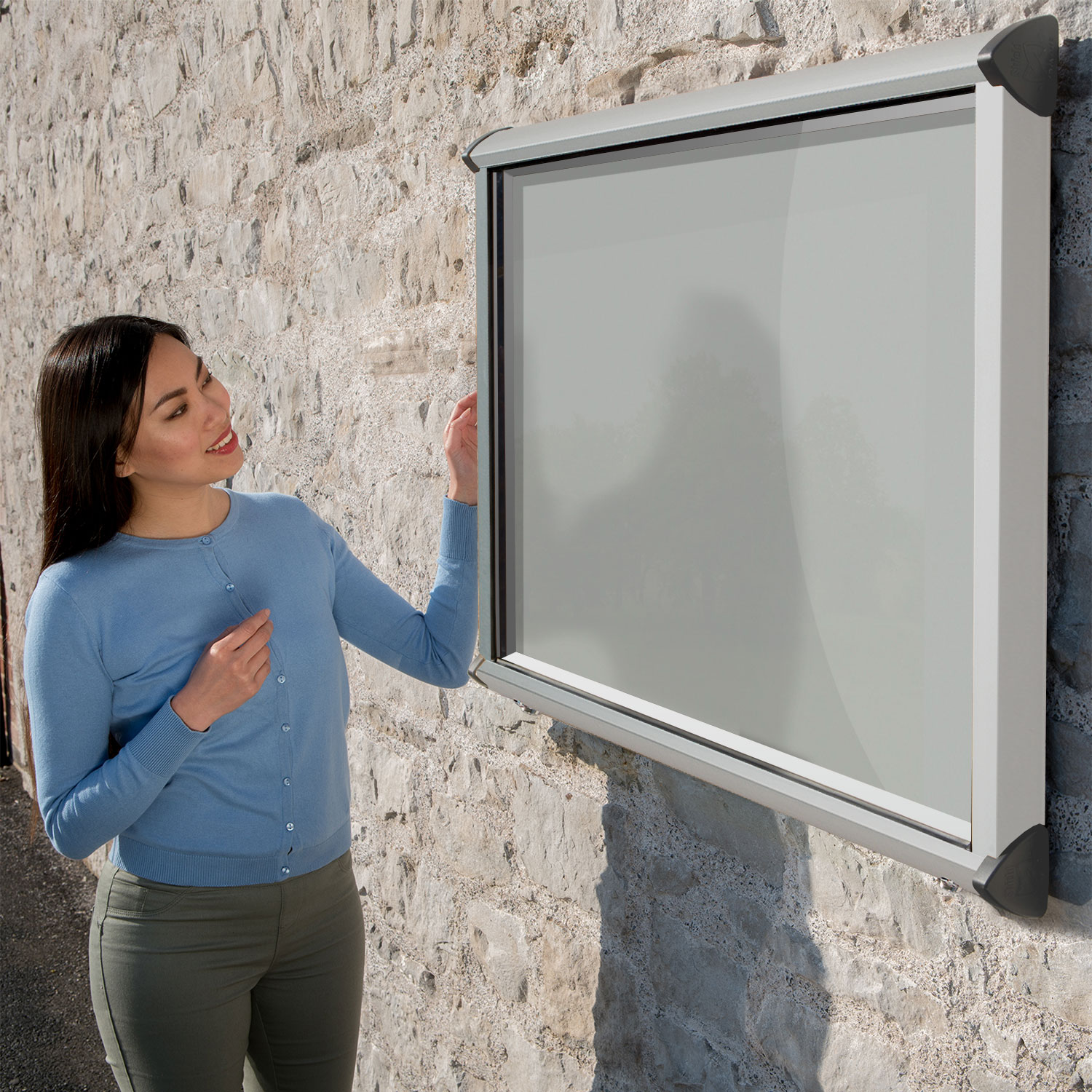External Lockable Noticeboard with Aluminium Frame