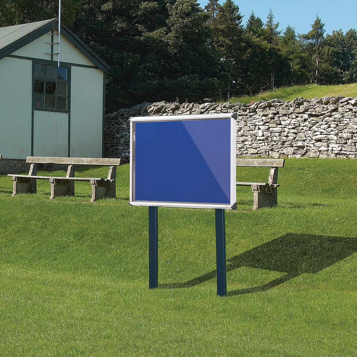 Post Mounted Outdoor Lockable Noticeboard Post Mounted Outdoor Lockable Noticeboard