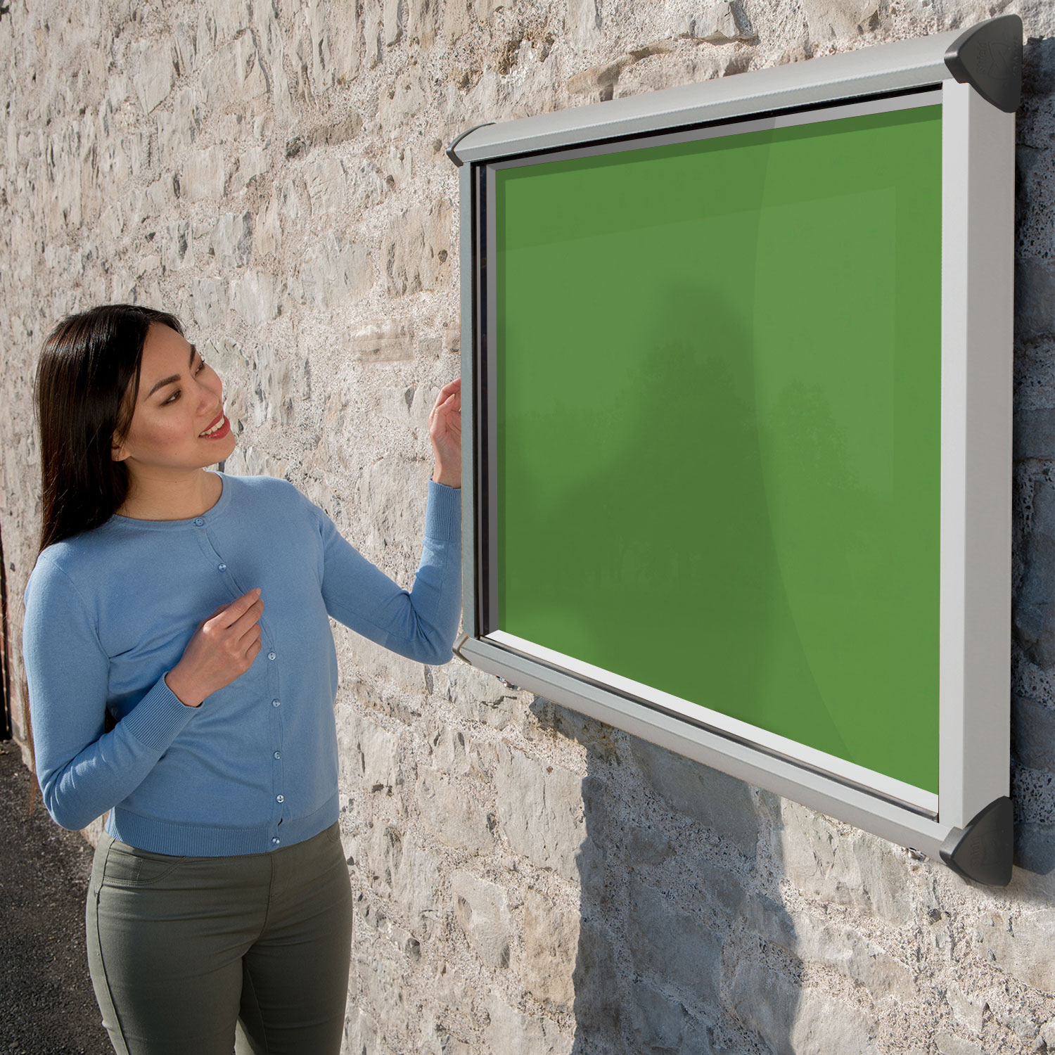 External Lockable Noticeboard with Aluminium Frame