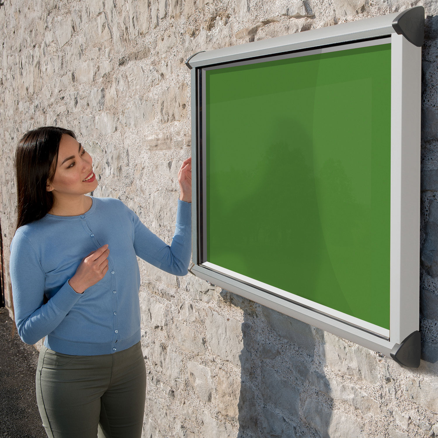 External Lockable Noticeboard with Aluminium Frame